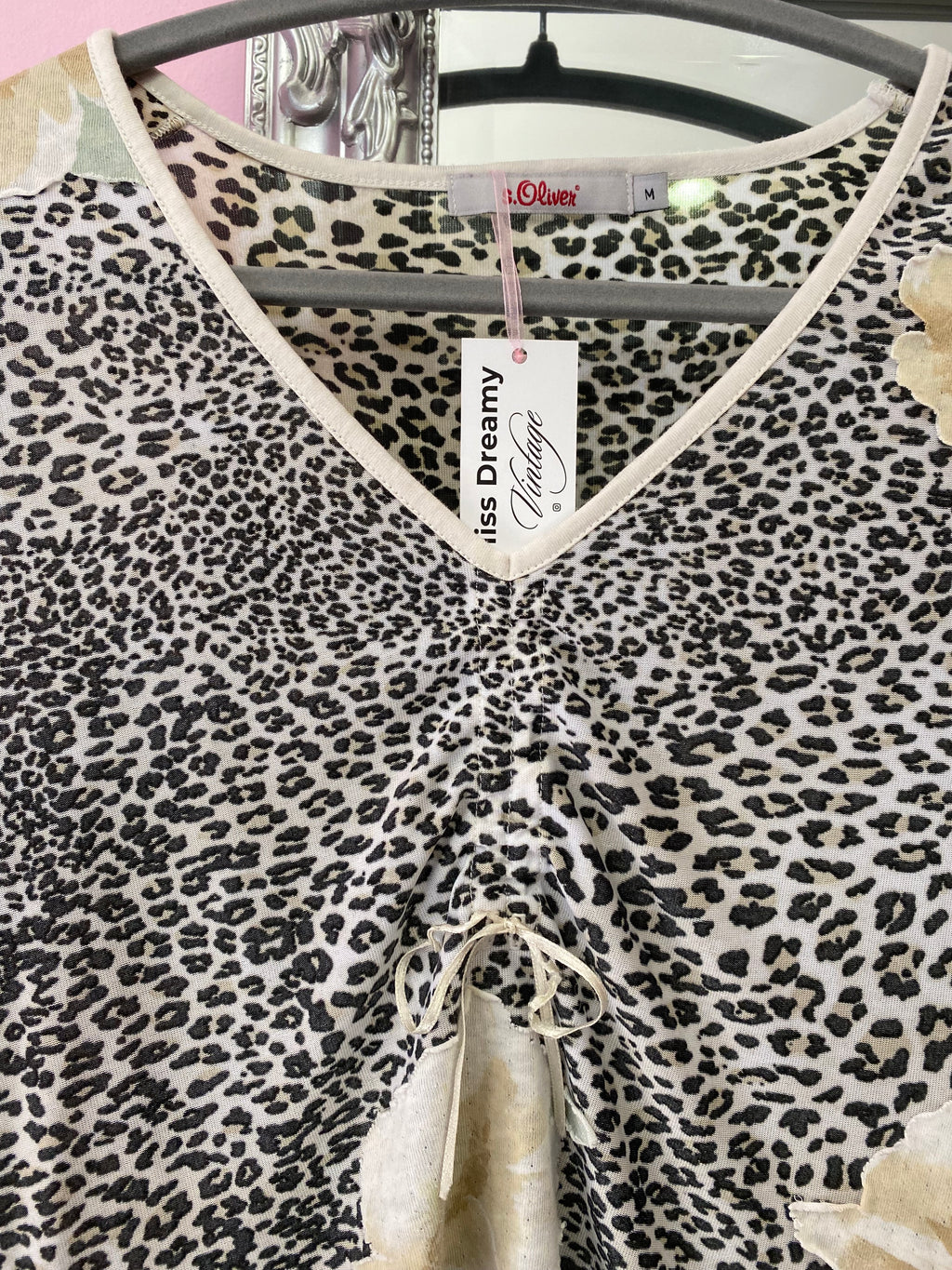 Leopard flower long sleeve top
