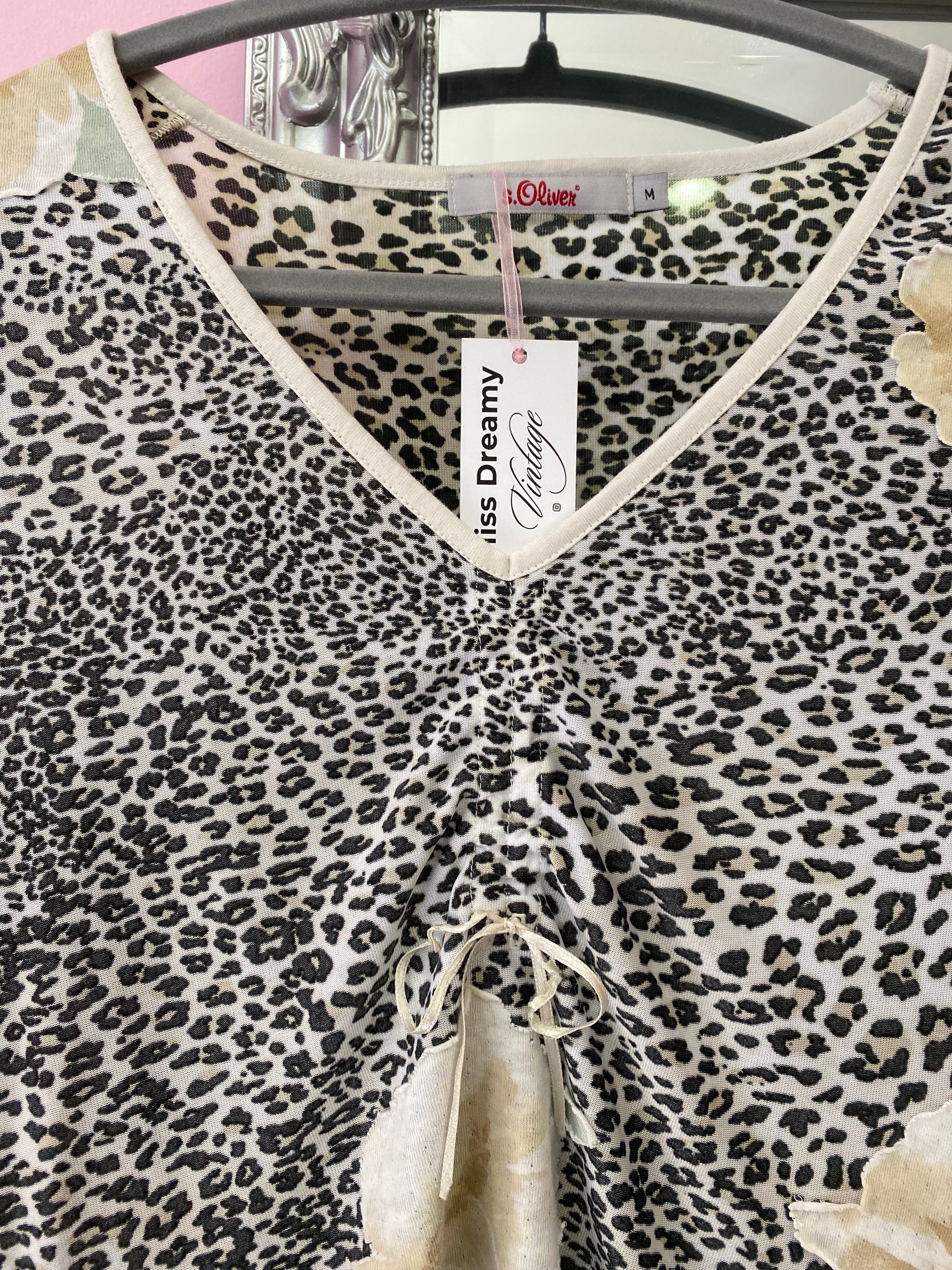 Leopard flower long sleeve top