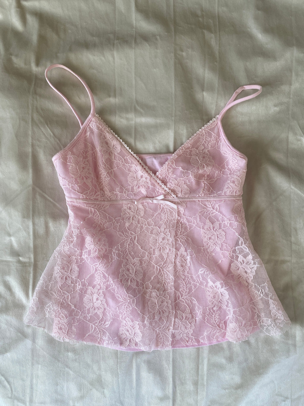 2000s baby pink cami top