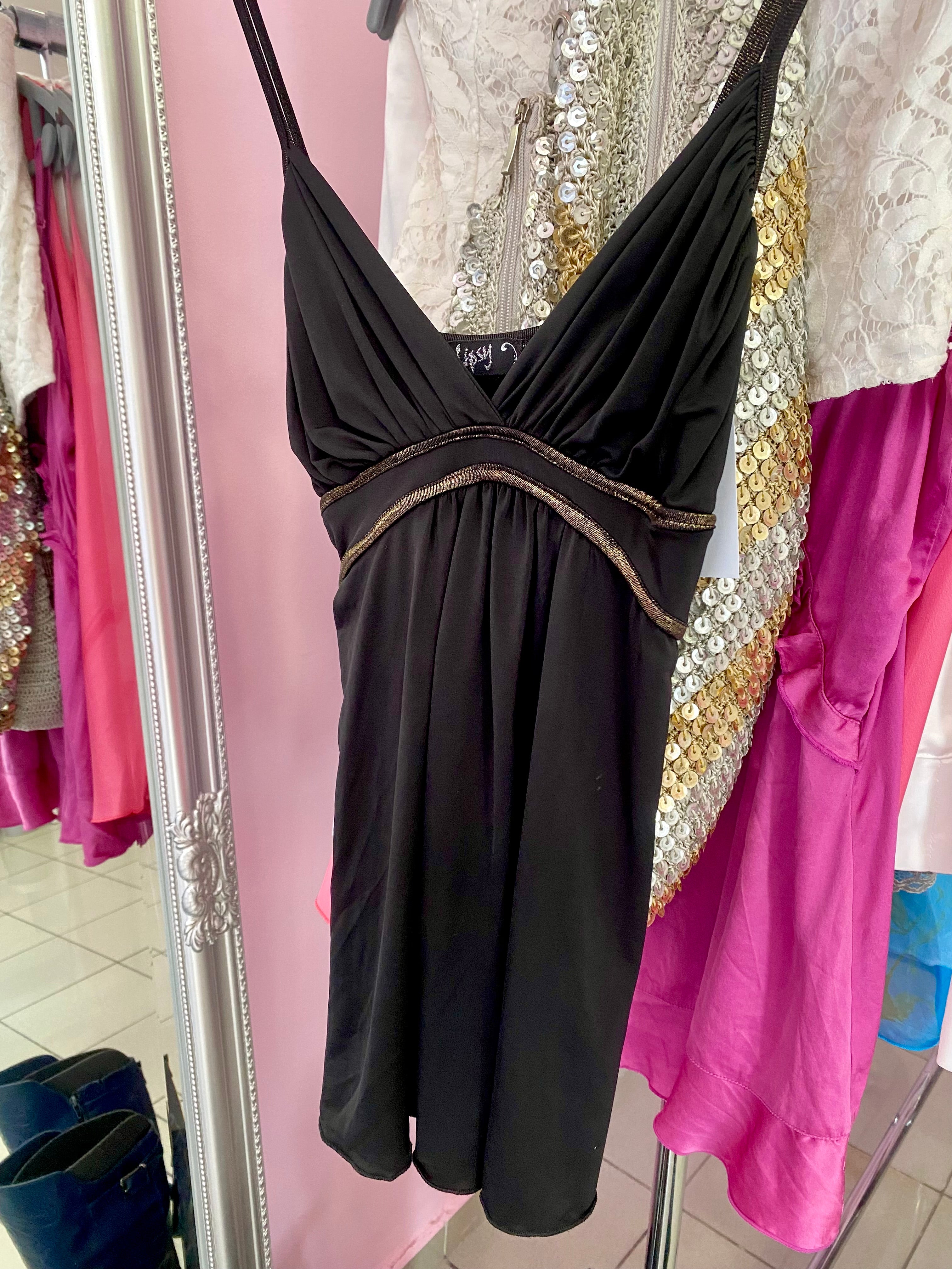 Black classic cami top