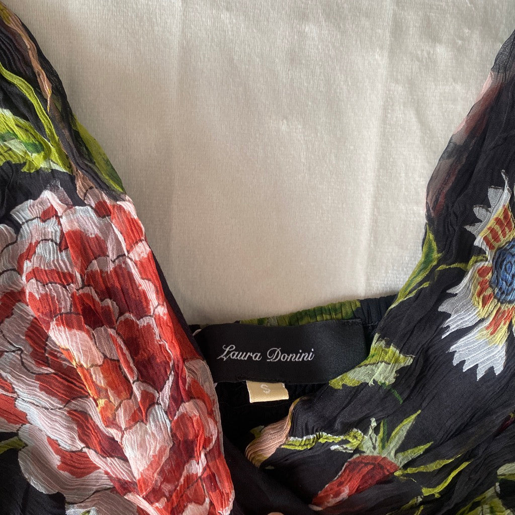 Vintage floral summer top