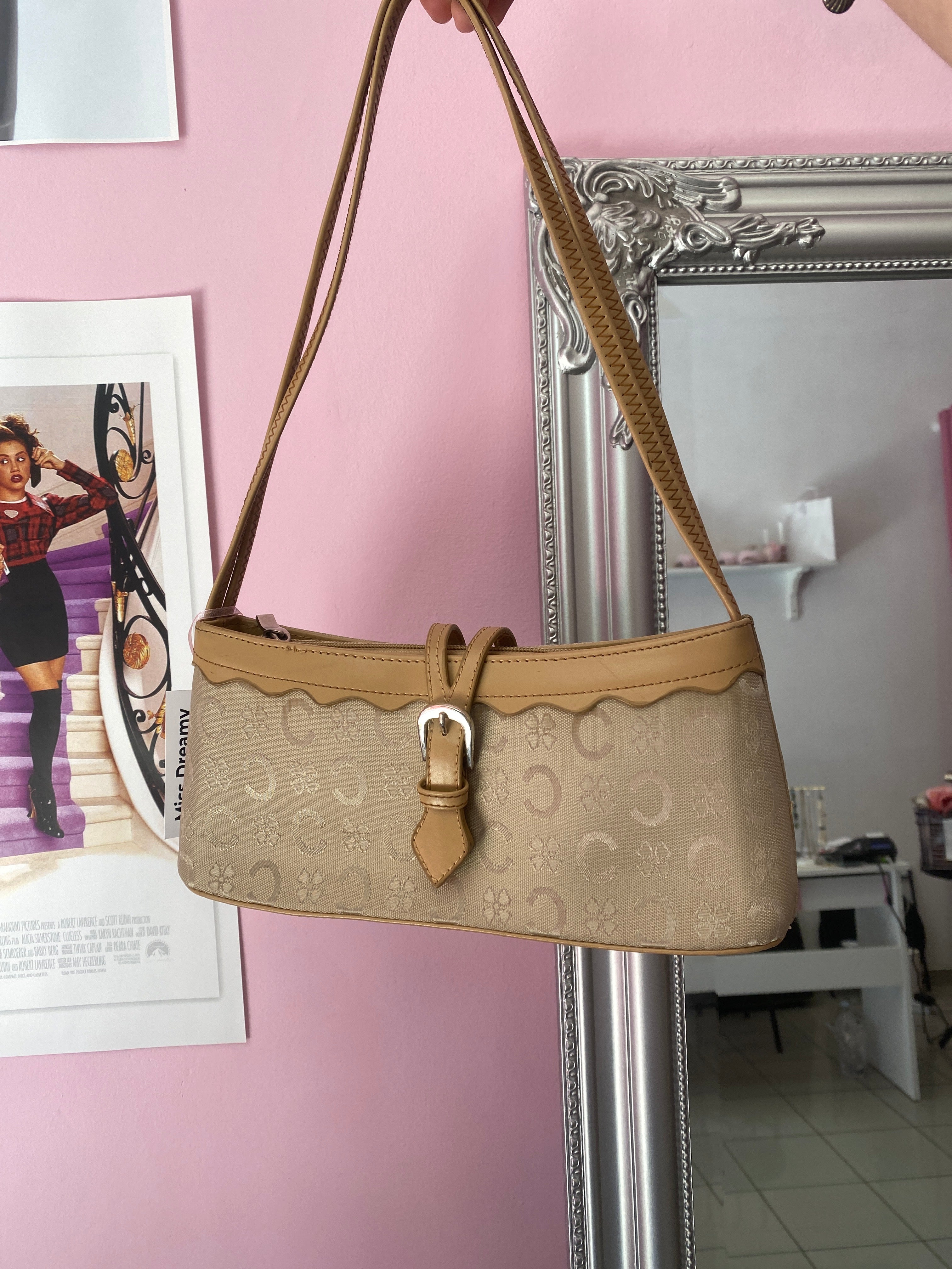 Vintage beige shoulder bag