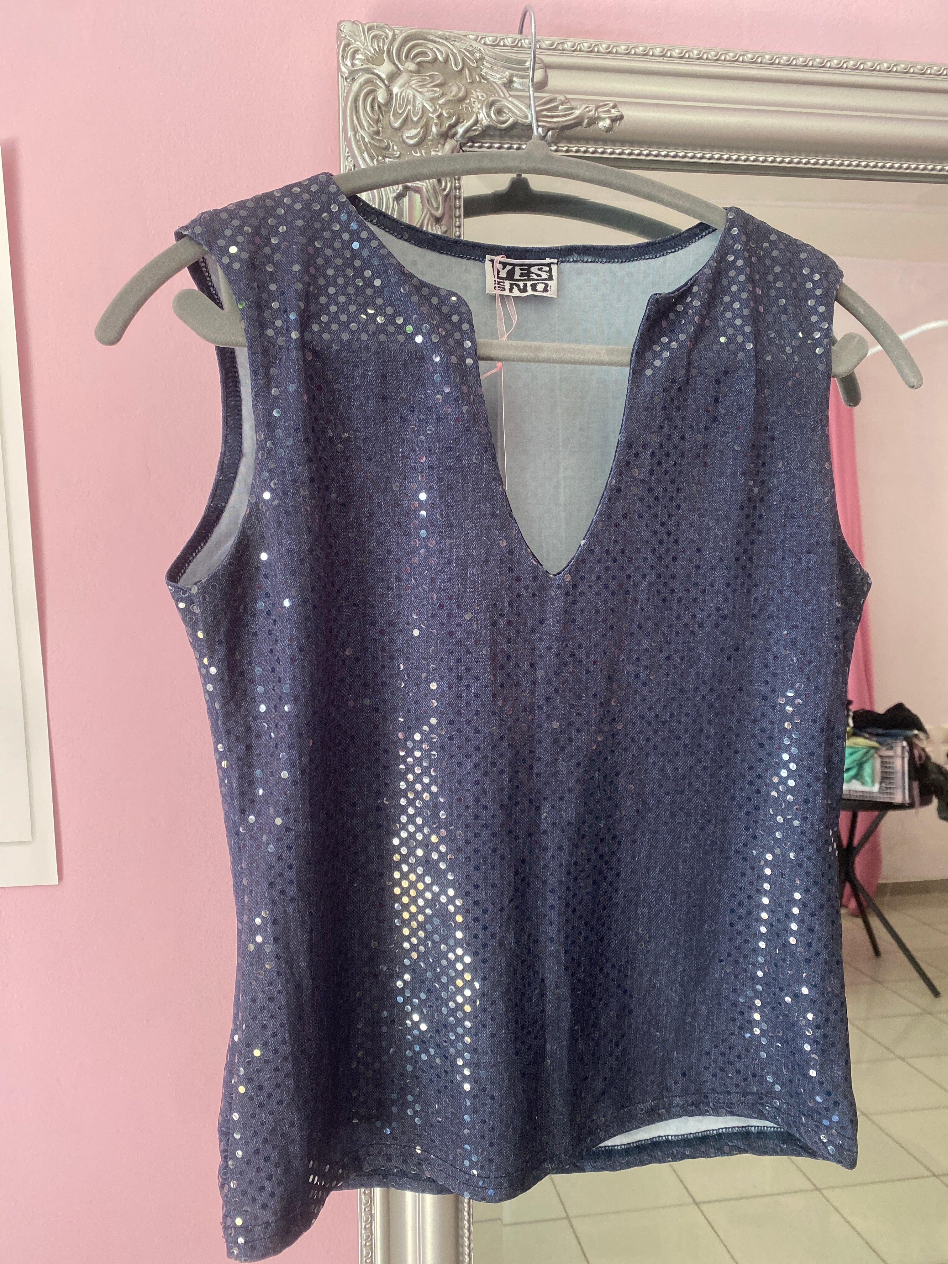 Vintage tank top sparkly
