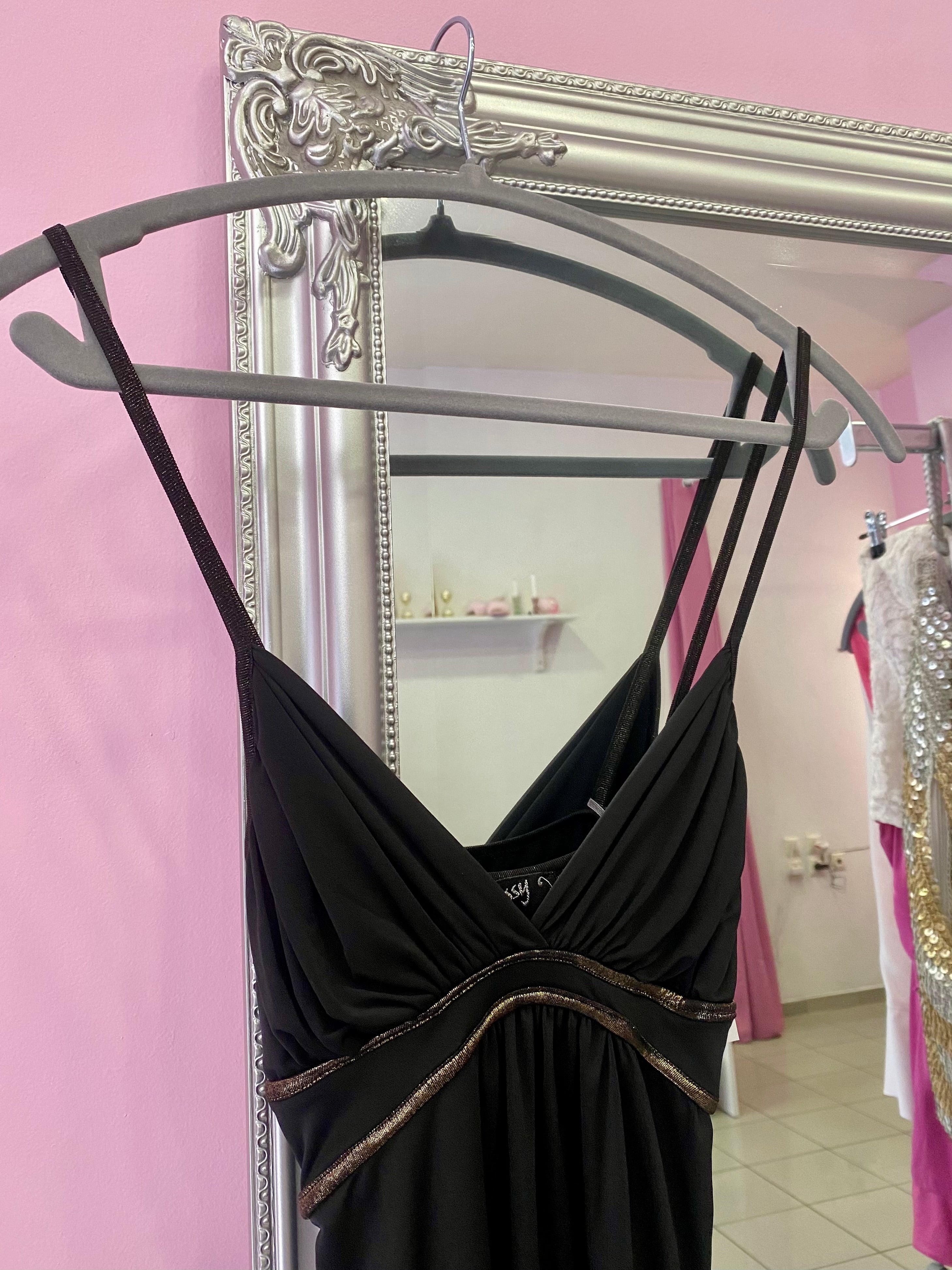 Black classic cami top