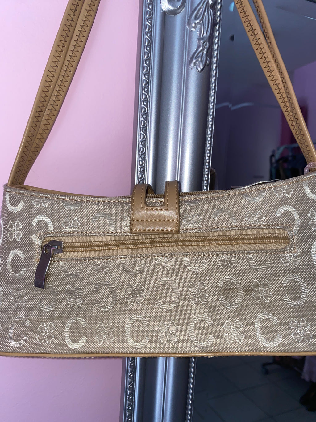 Vintage beige shoulder bag
