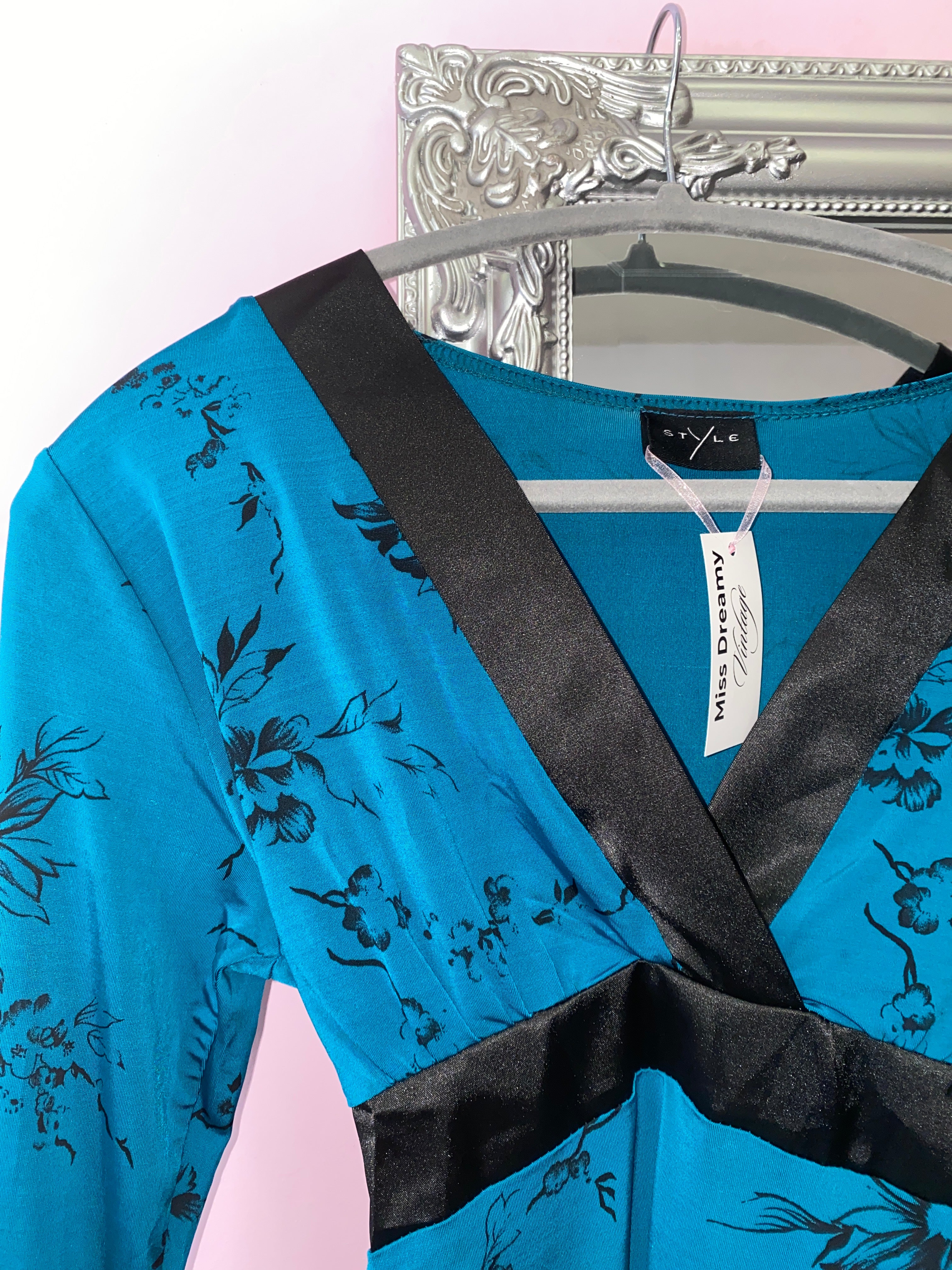 Blue 2000s style top