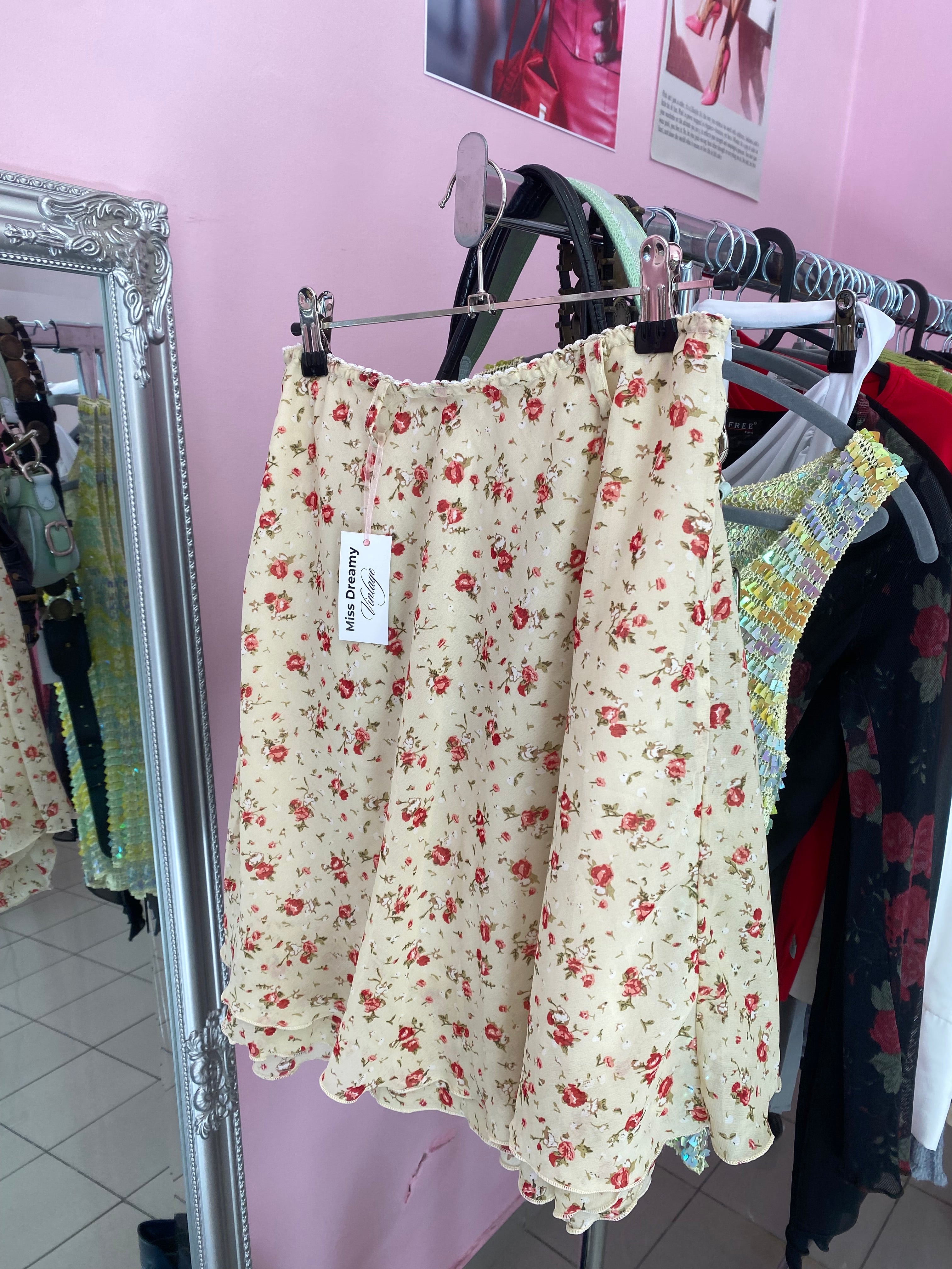Floral short skirt