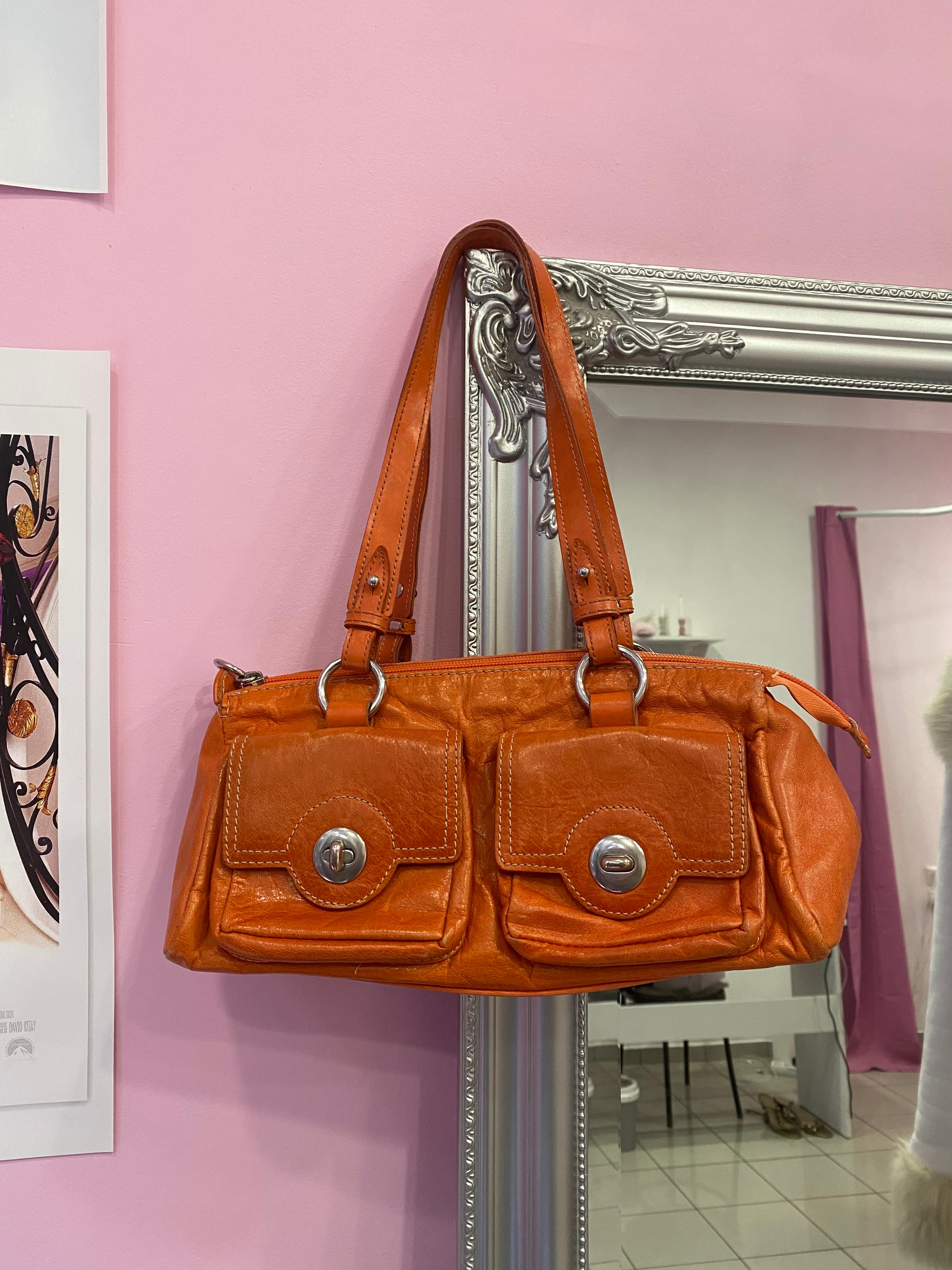 Leather shoulder bag